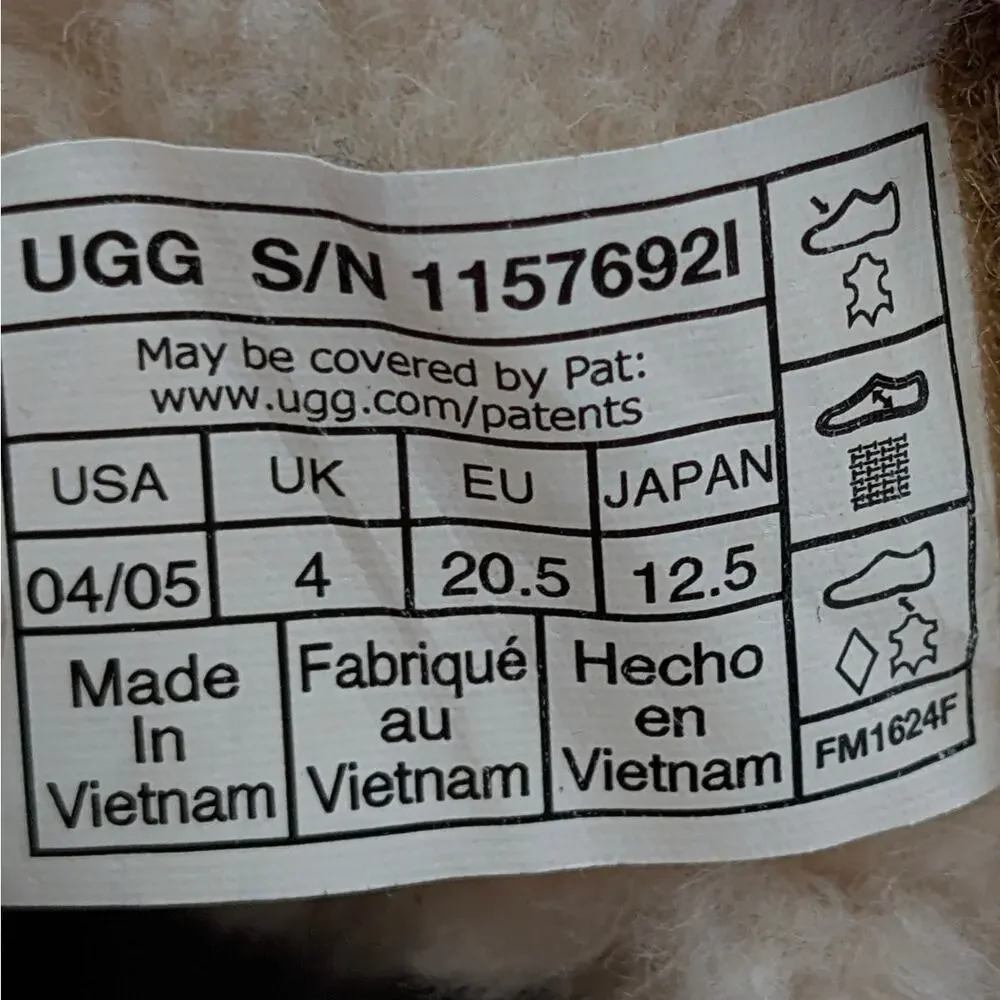 UGG bailey bow