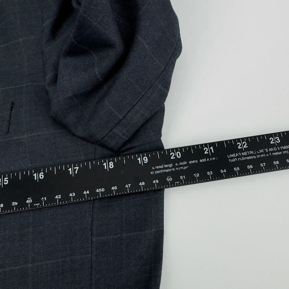 Banana Republic keywords dark