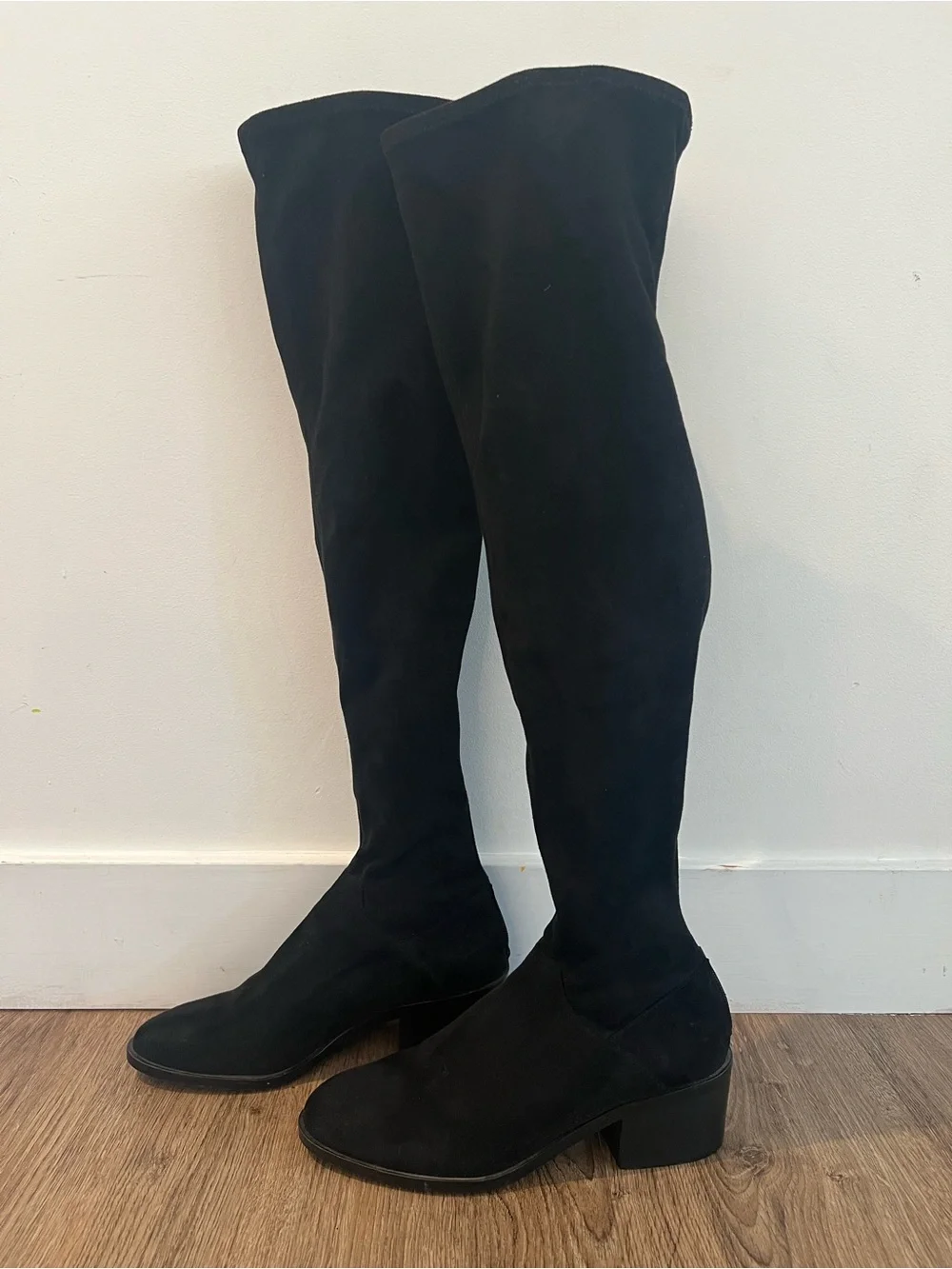 Steve Madden classic over
