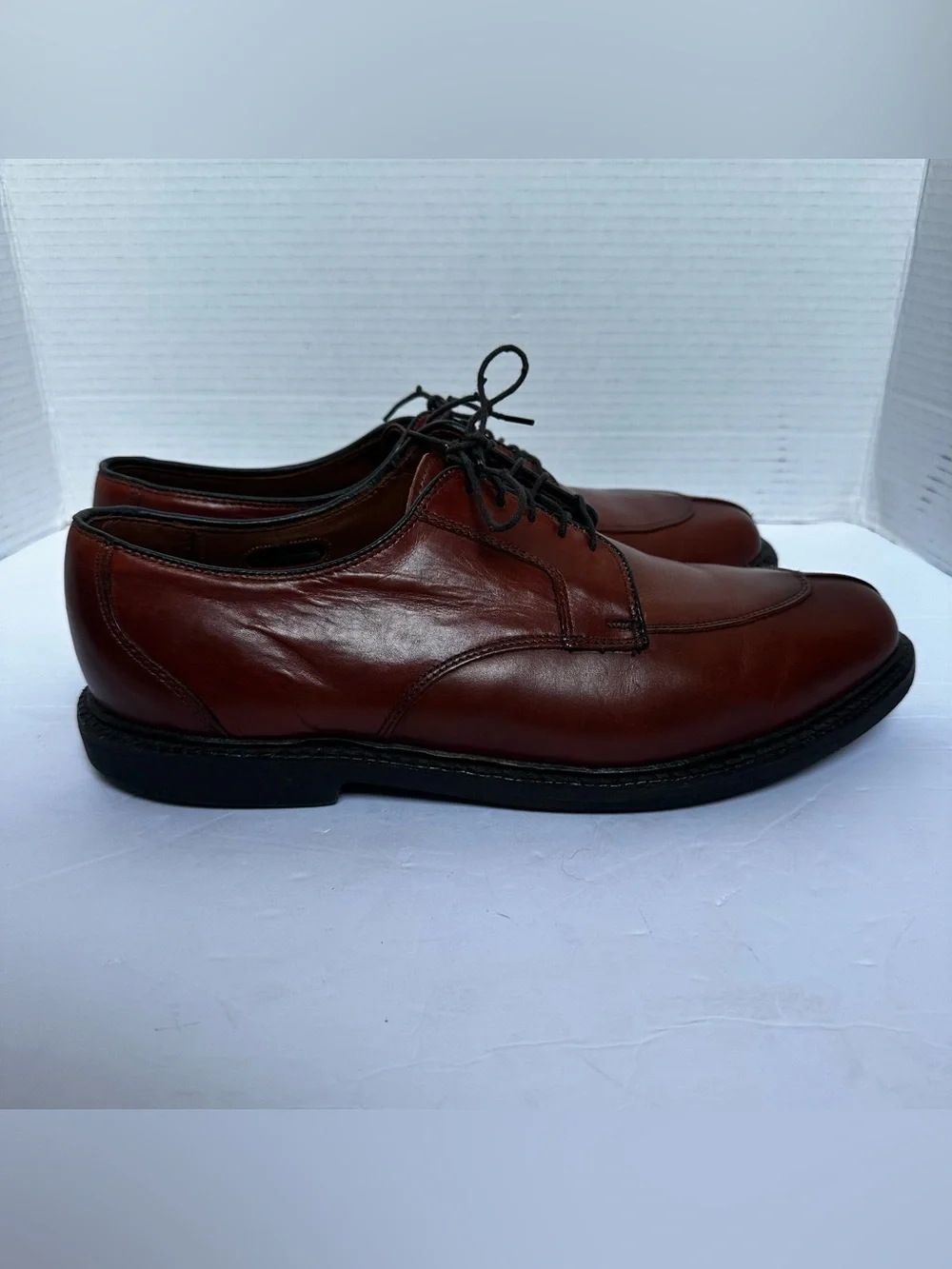 Allen Edmonds Men's Whiskey Oxfords Lace Up Split Front Dress Shoes- Size 11