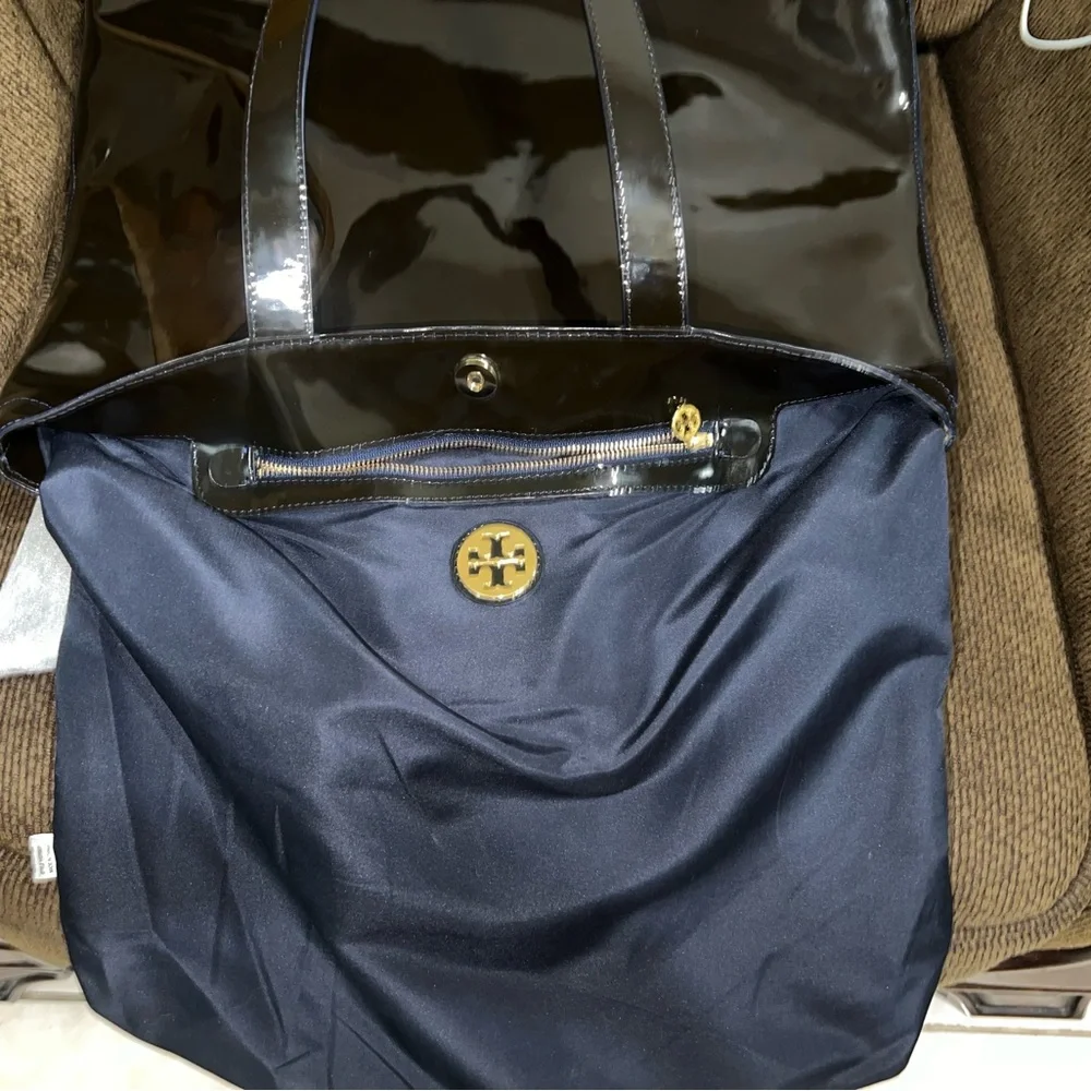 Tory Burch description style