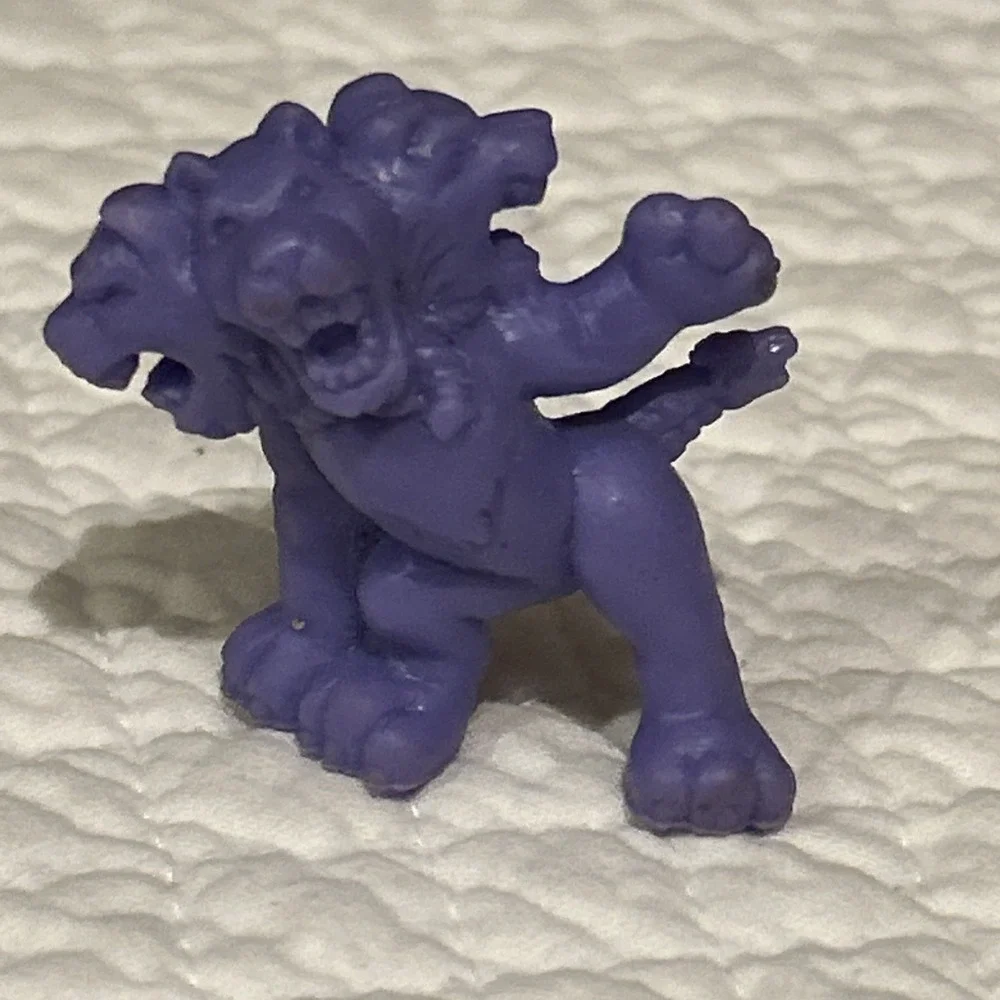1990 Matchbox Monster in My Pocket Series 1 -‎ Purple Cerberus #28 MIMP Dog