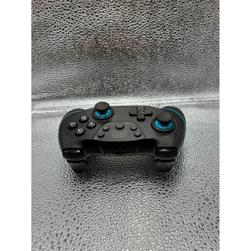 Unbranded wireless game