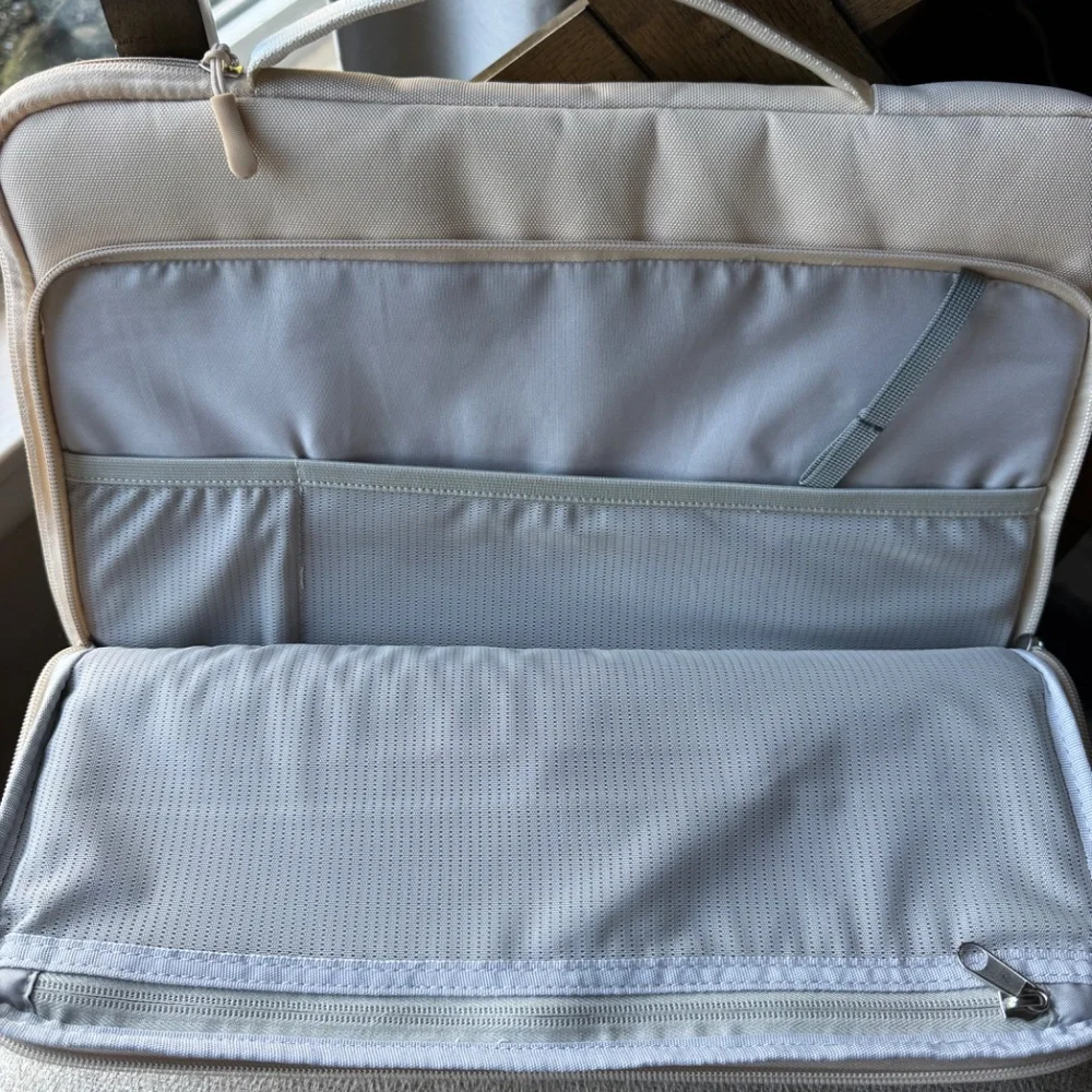 N/A bag sleek