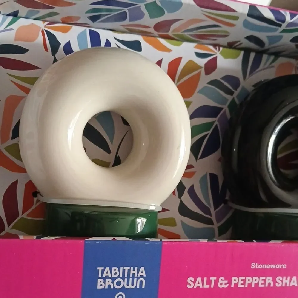 Target stylish salt