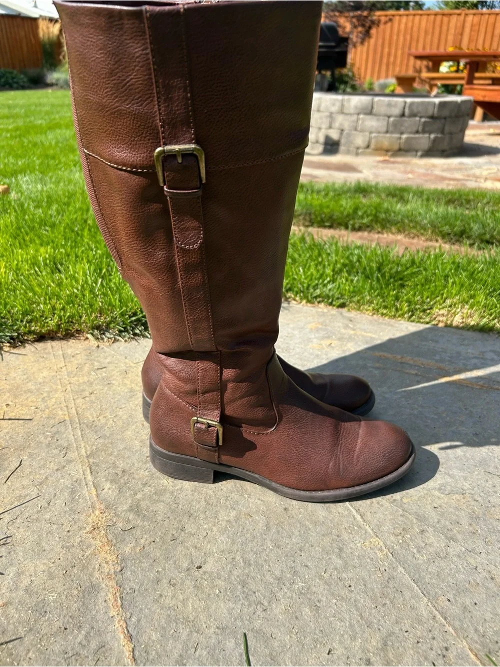 GH Bass wide calf, knee high Women’s Riding Boots.