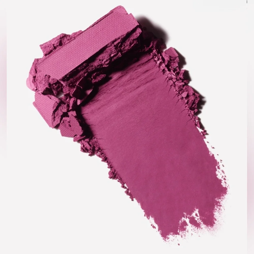 MAC Cosmetics pillow soft