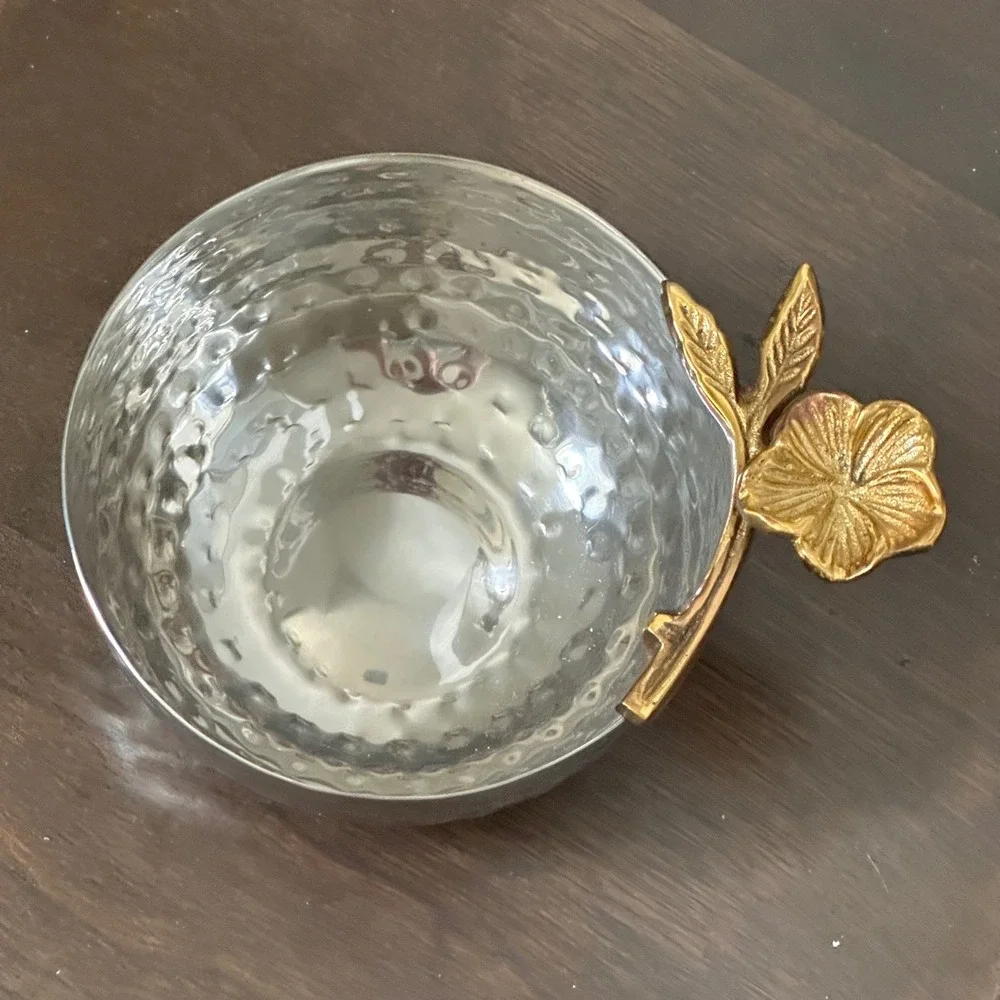 N/A hammered silver