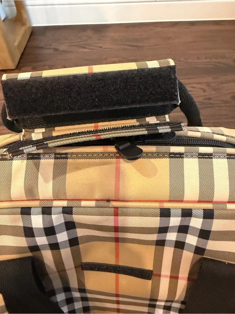 Burberry classic check