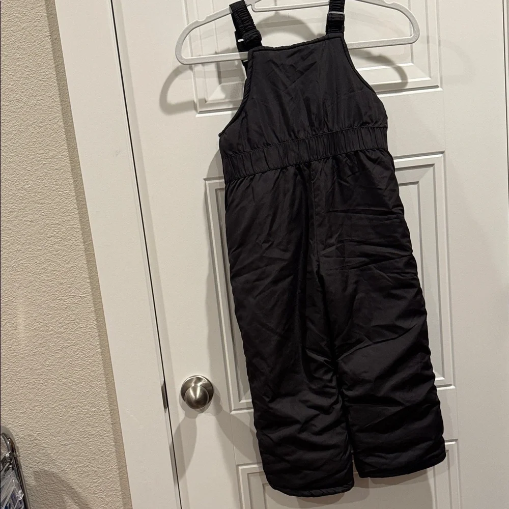 OshKosh Bgosh classic black