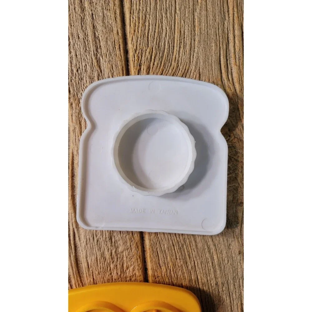 Wilton add touch