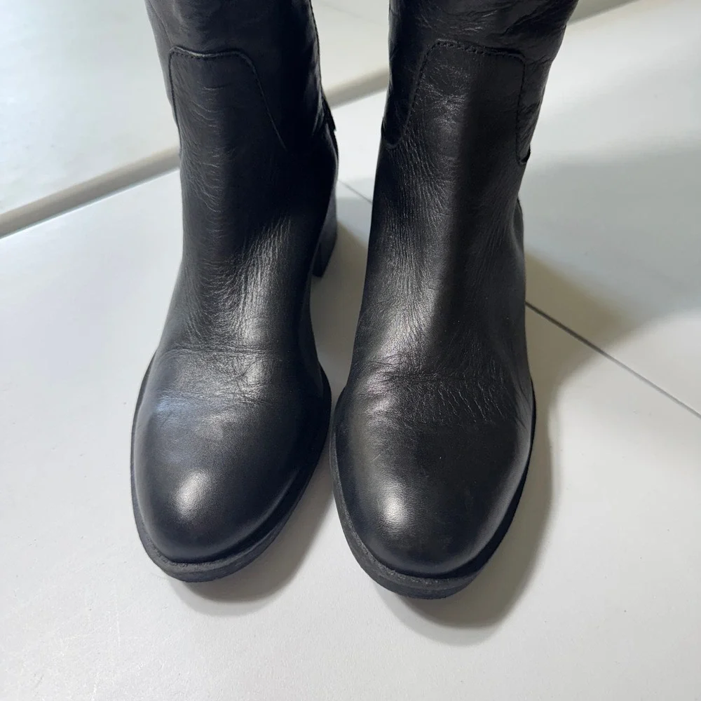 BCBGeneration tall leather