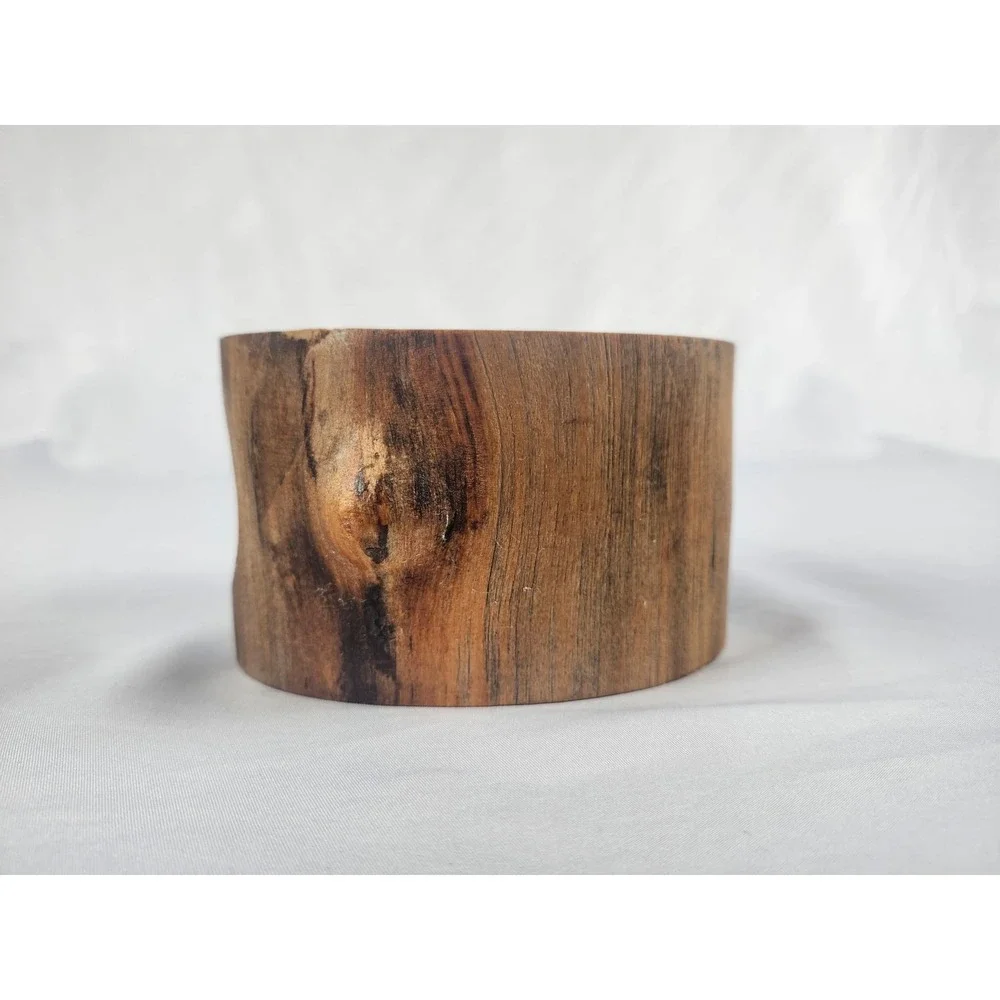 N/A handcrafted rustic