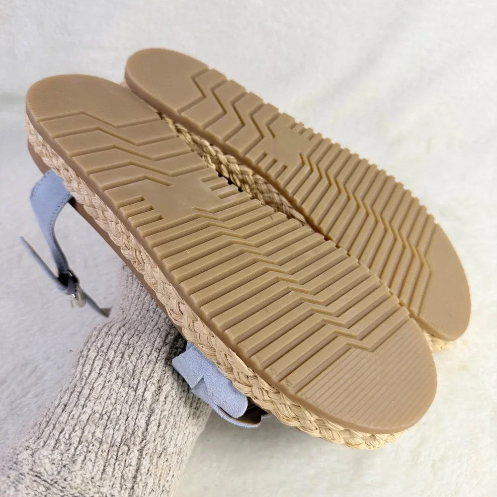 Naturalizer neila platform