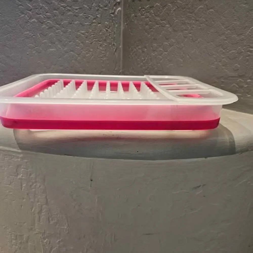Source Unknown collapsible pink