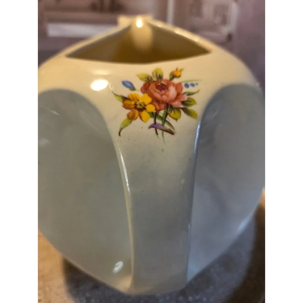 N/A vintage ceramic