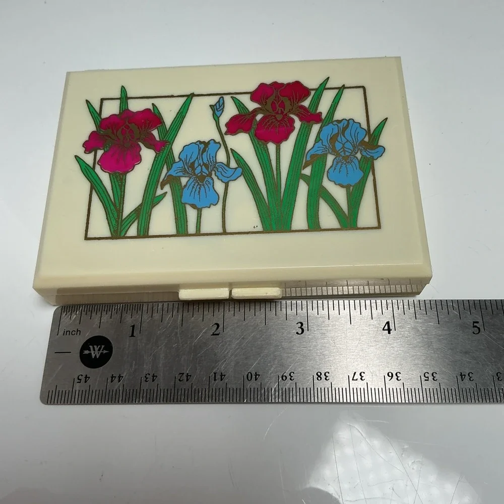 N/A vintage tissue