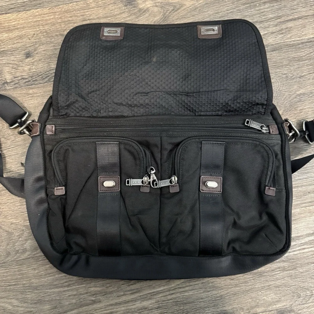 Tumi Alpha Bravo Pinkney Flap Brief Case 2-Way Hand Shoulder Messenger Bag‎