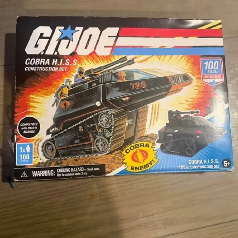 Hasbro G.I. Joe COBRA H.I.S.S. W/DRIVER 100 Piece Construction Set
