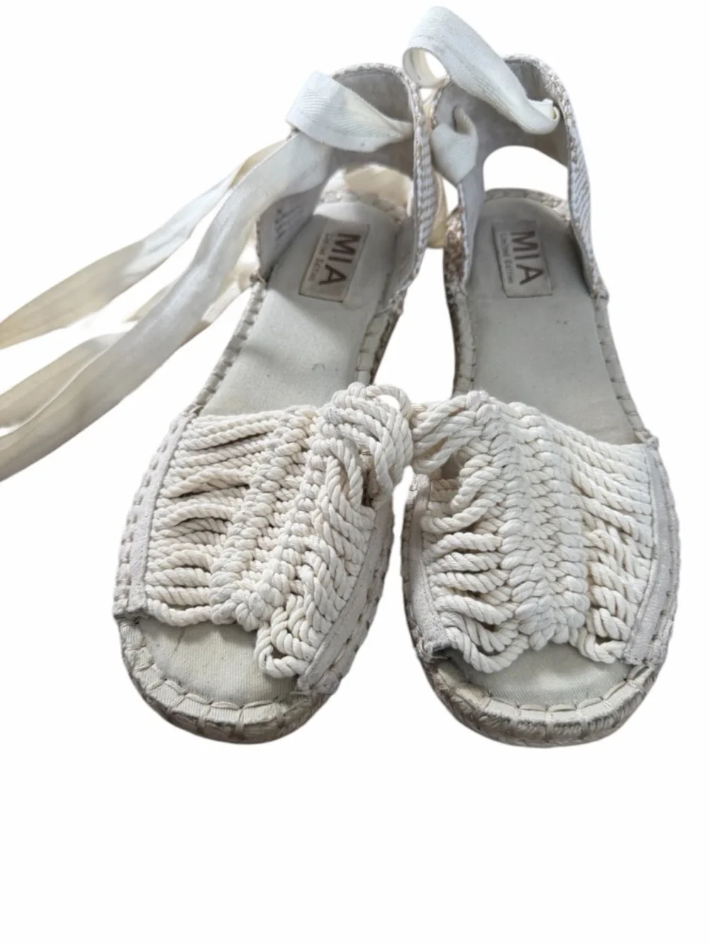 MIA crochet upper
