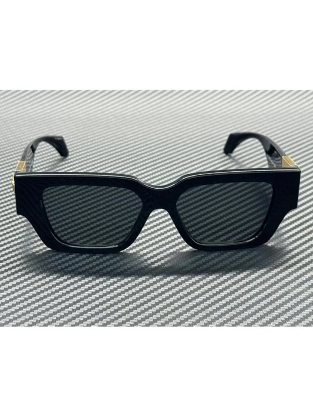 New Versace Women Black Sunglasses 53-15-140