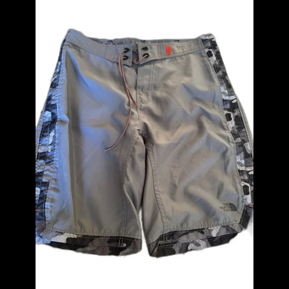 North Face Classic V RipStop Camo Hybrid‎ Board Shorts Swim Trunks Mens 32
