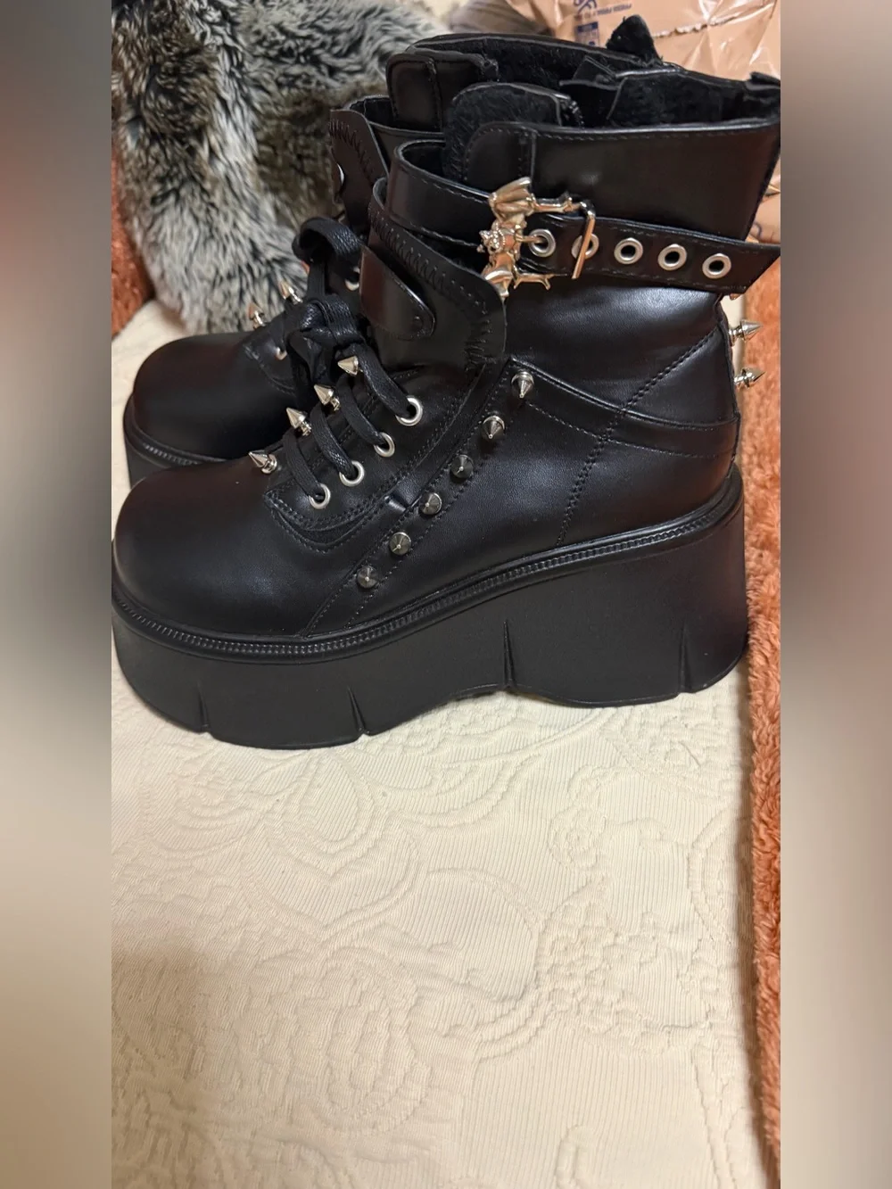 N/A edgy black