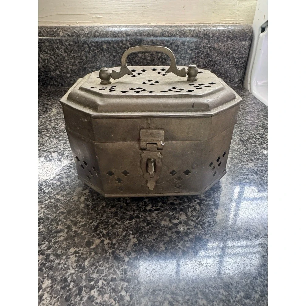 Vintage Brass Cricket Box Trinket Box‎ Incense Potpourri Metal Lock Box