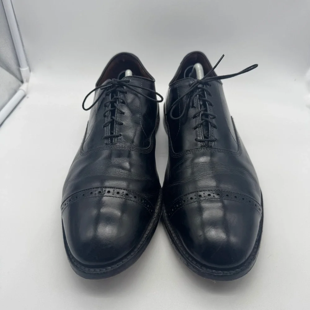 Allen Edmonds men meeting