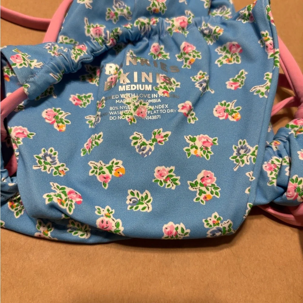 Frankies Bikinis size medium