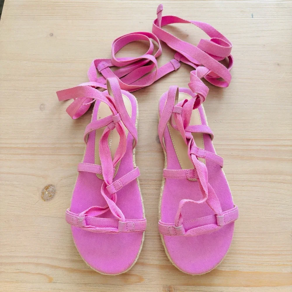 Stuart Weitzman step out