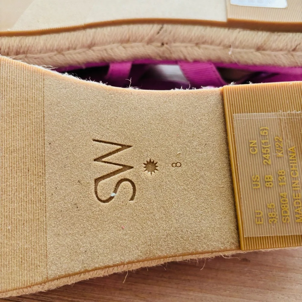 Stuart Weitzman step out