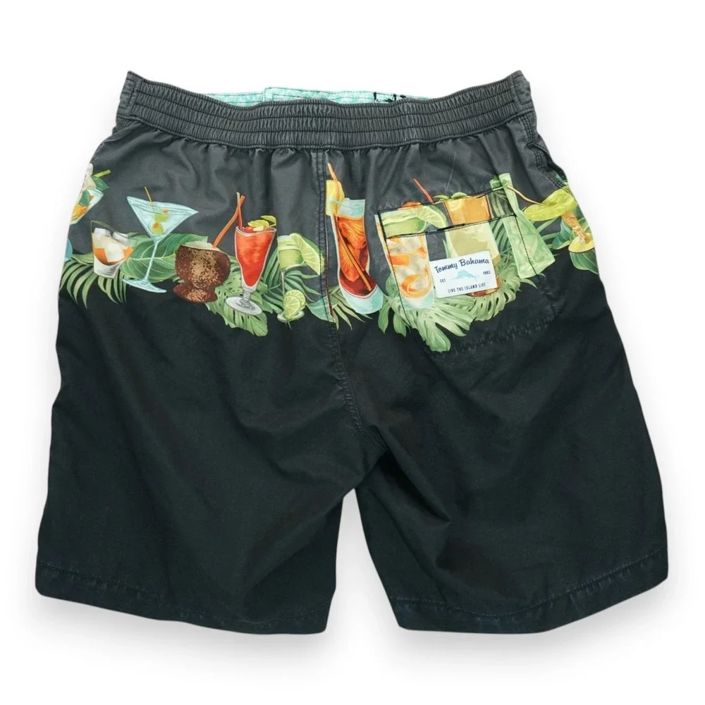 Tommy Bahama 12 style