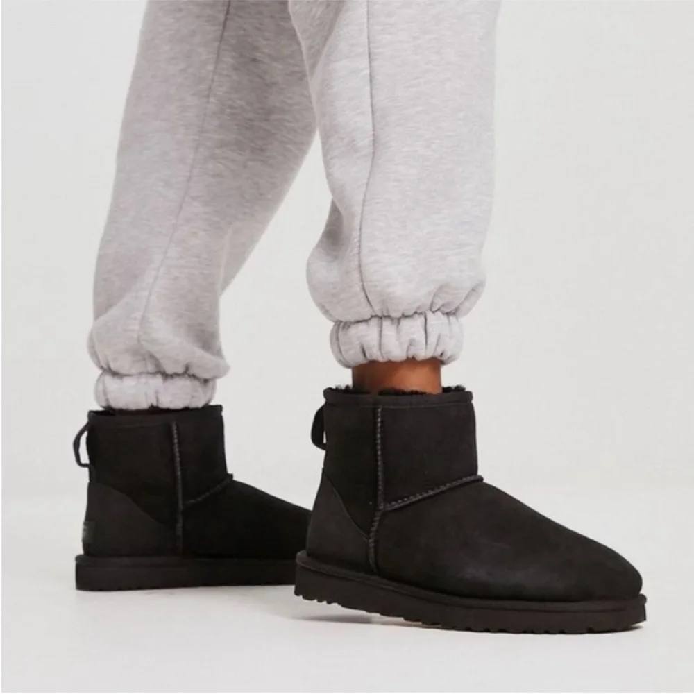 UGG excellent stitching
