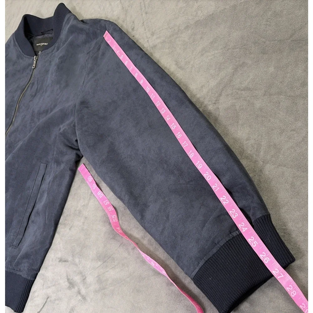 Banana Republic item as