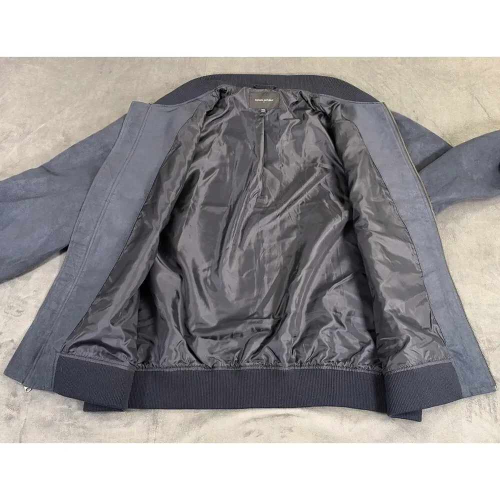 Banana Republic item as