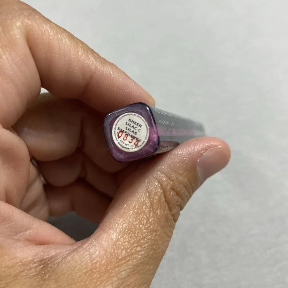 Avon ultra glazewear