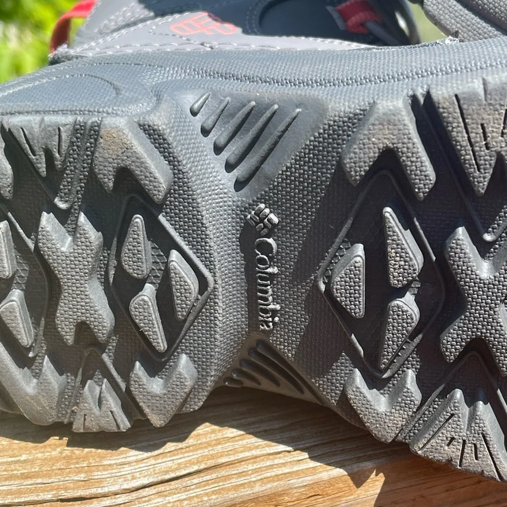 Columbia sturdy boots