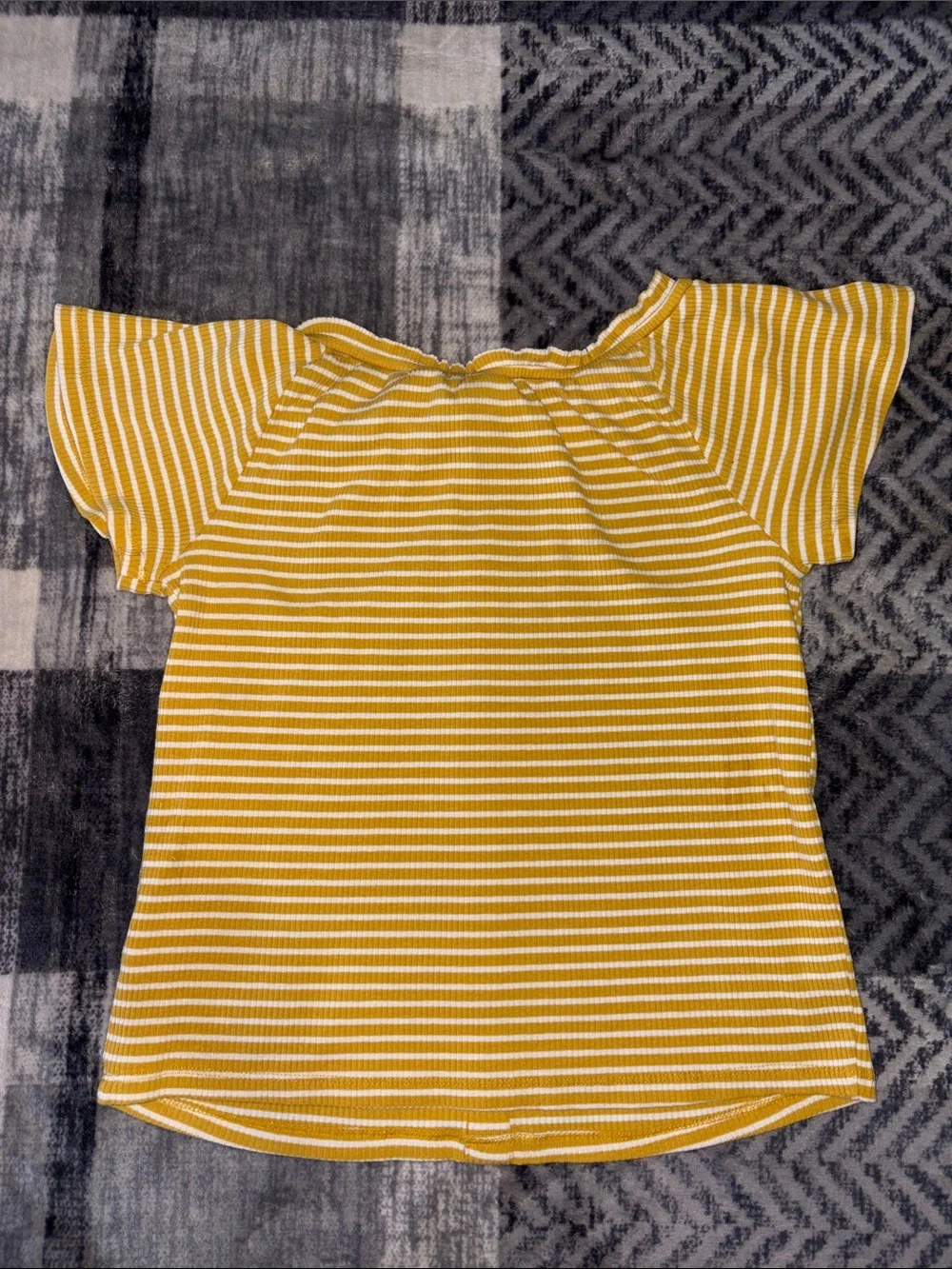 Old Navy knit sleeves top