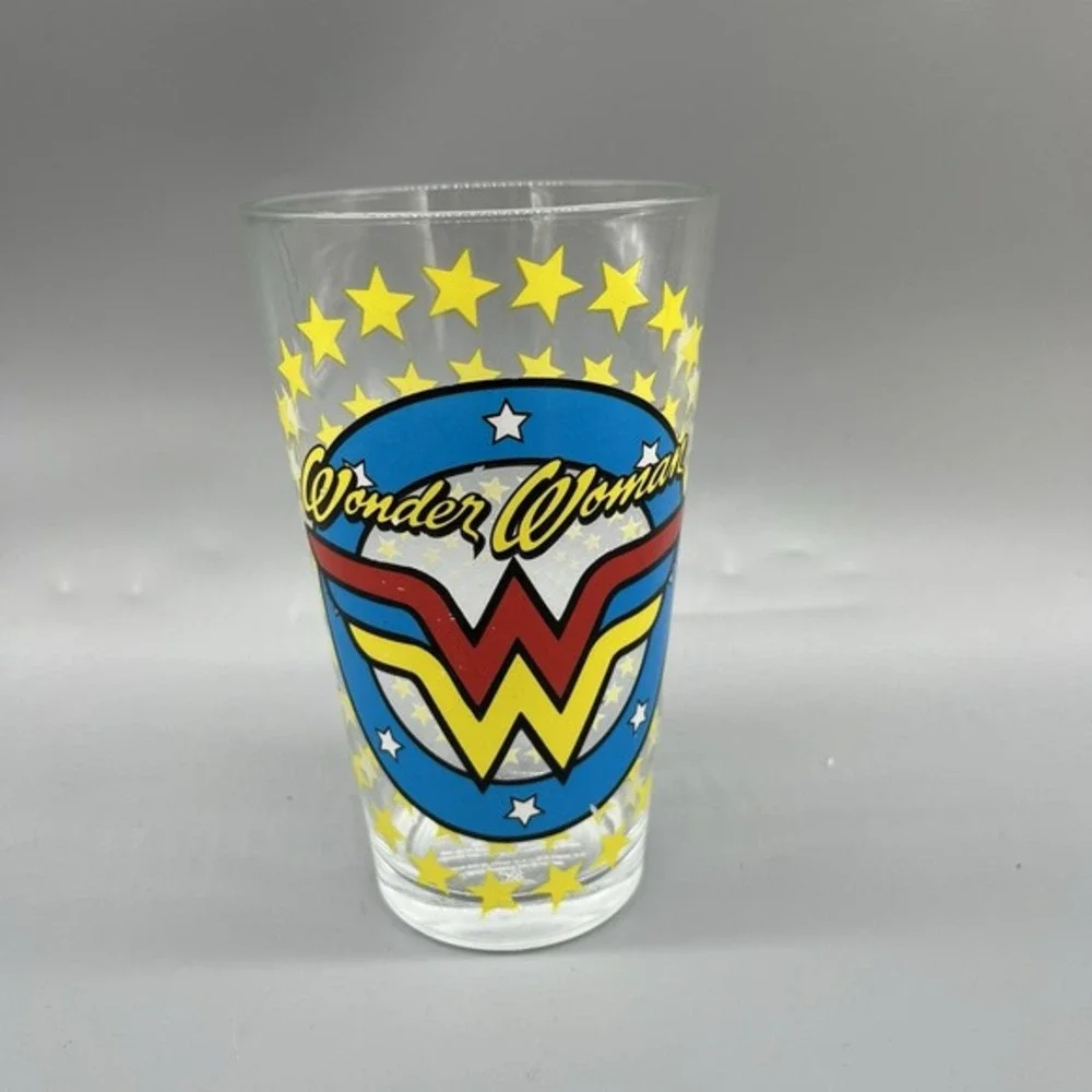 Wonder‎ Women 16oz Glass Cup 1980's Logo Classic Comic Star Burst NWT