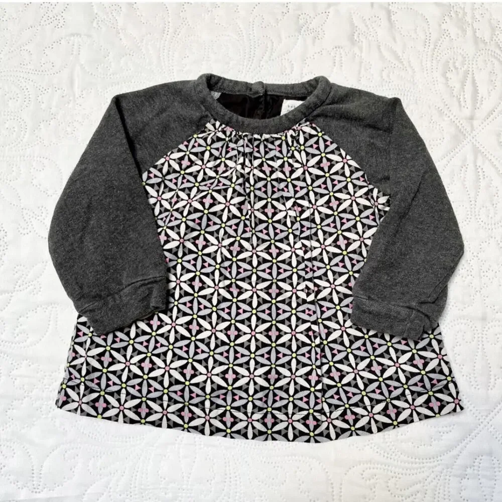 GAP raglan style