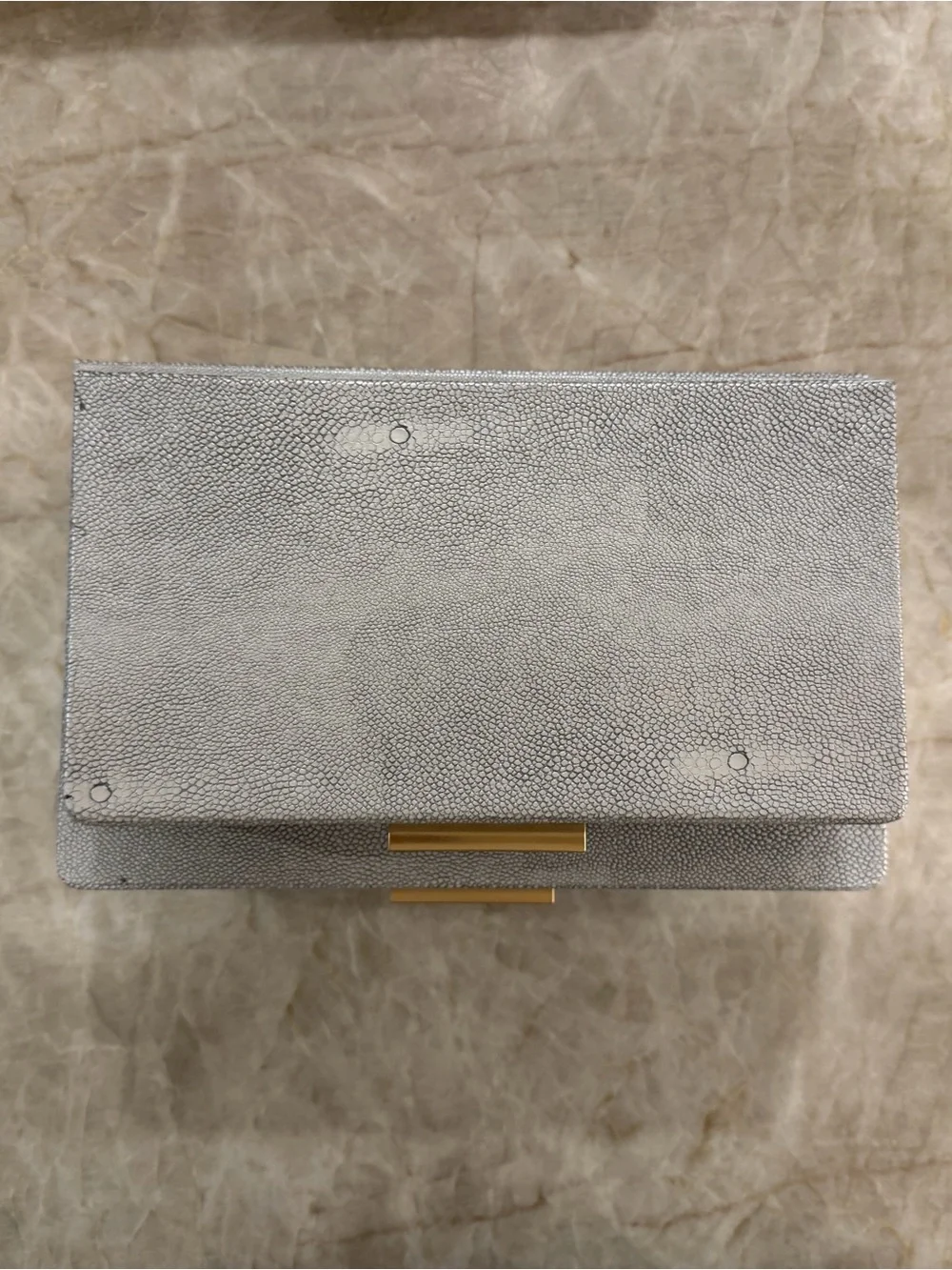 N/A elegant gray