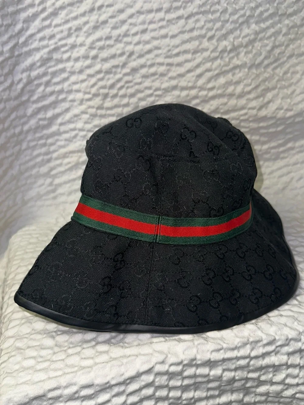 Gucci black bucket