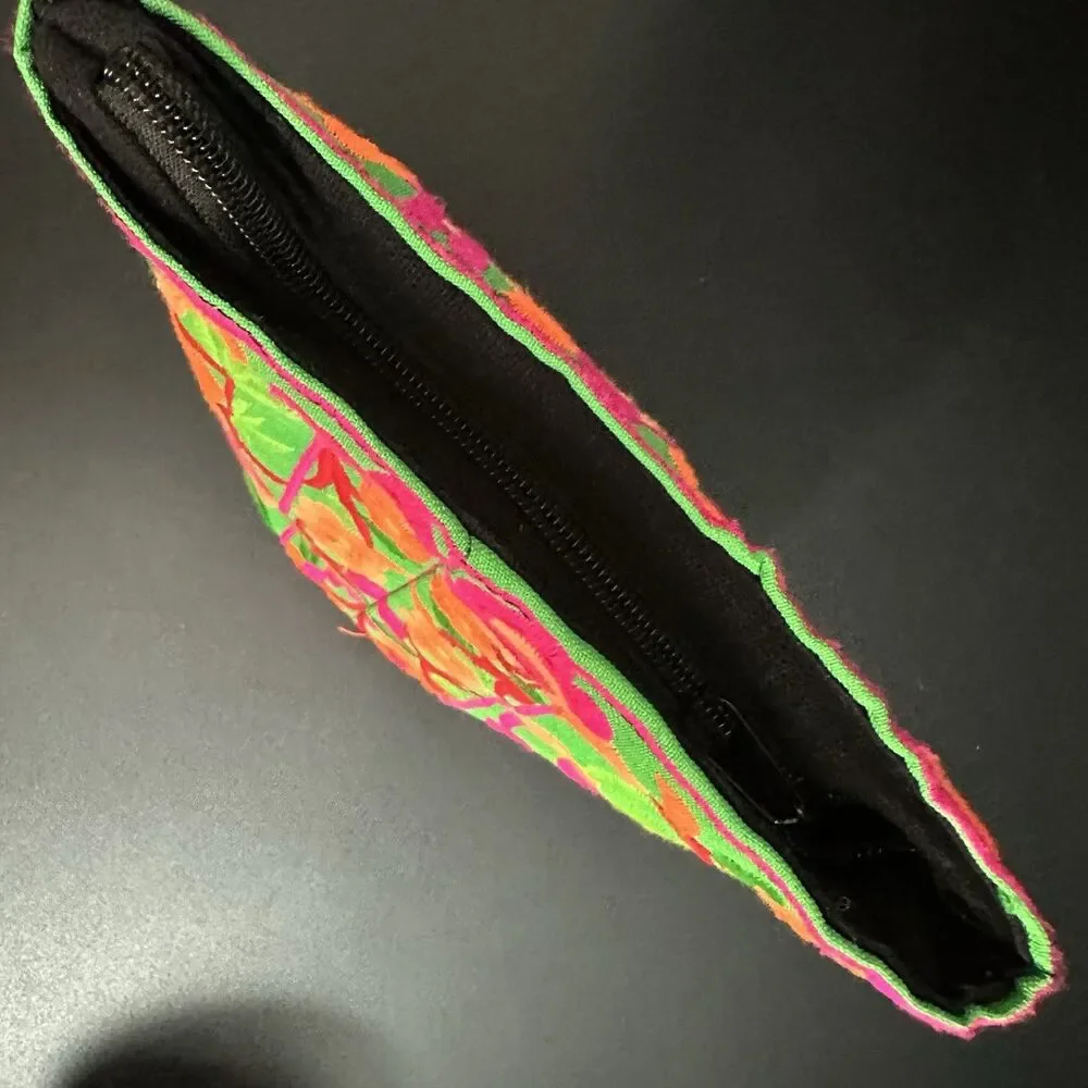 Unbranded thai hmong