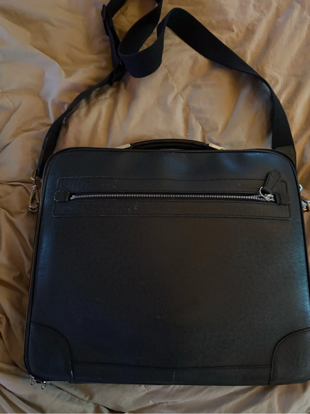 Louis Vuitton top fading