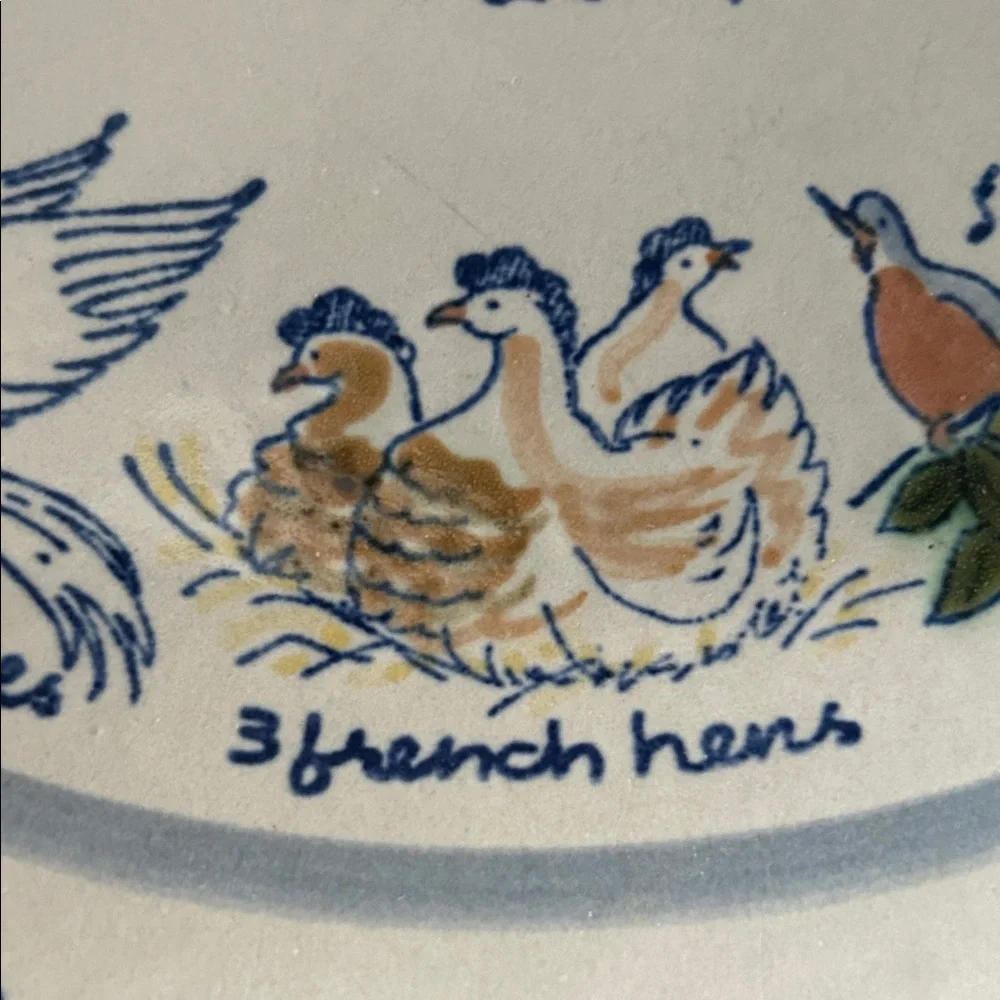 Louisville Stoneware table decorative