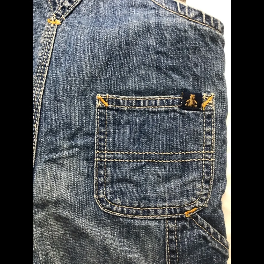 GAP baby lined