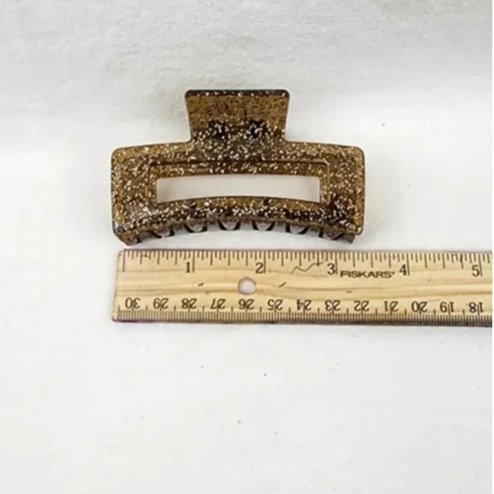 N/A claw clips