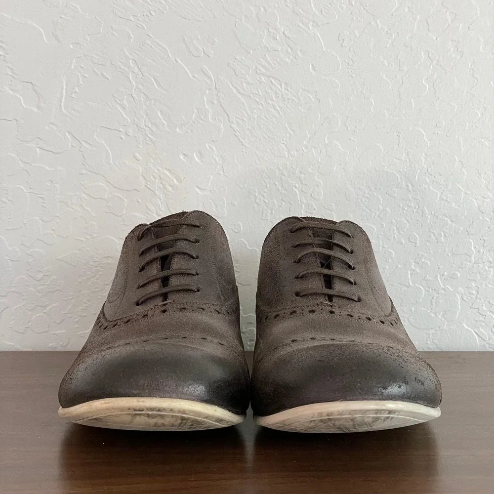 Dolce & Gabbana includes original
