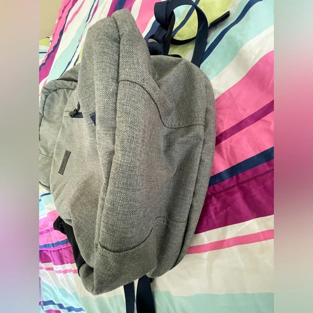 Timbuk2 durable city